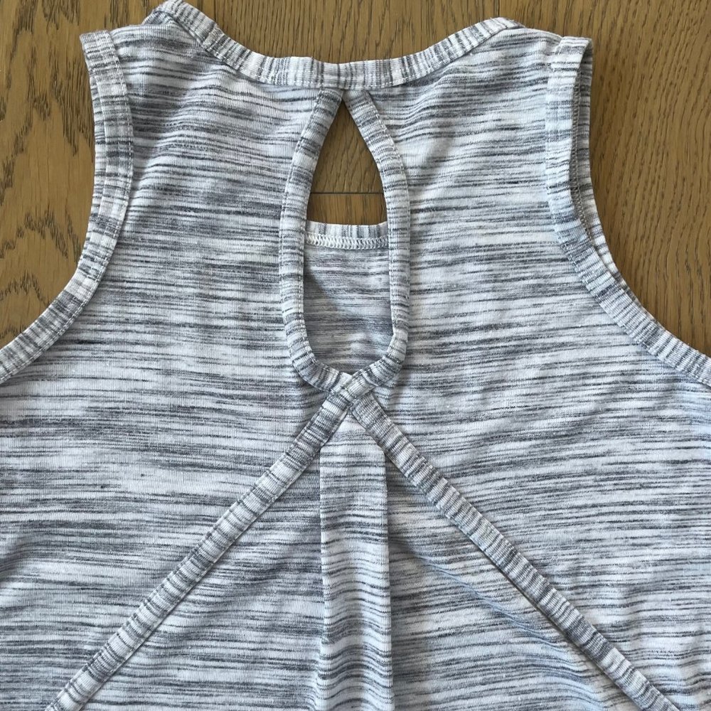 Athleta Girl Daybreak activewear tank top - Picture 4 of 8